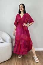 Vestido Lalá Longuete com Decote V e Manga Ampla
Vestido Lalá Longuete
Vestido Lalá Decote V
Vestido Lalá