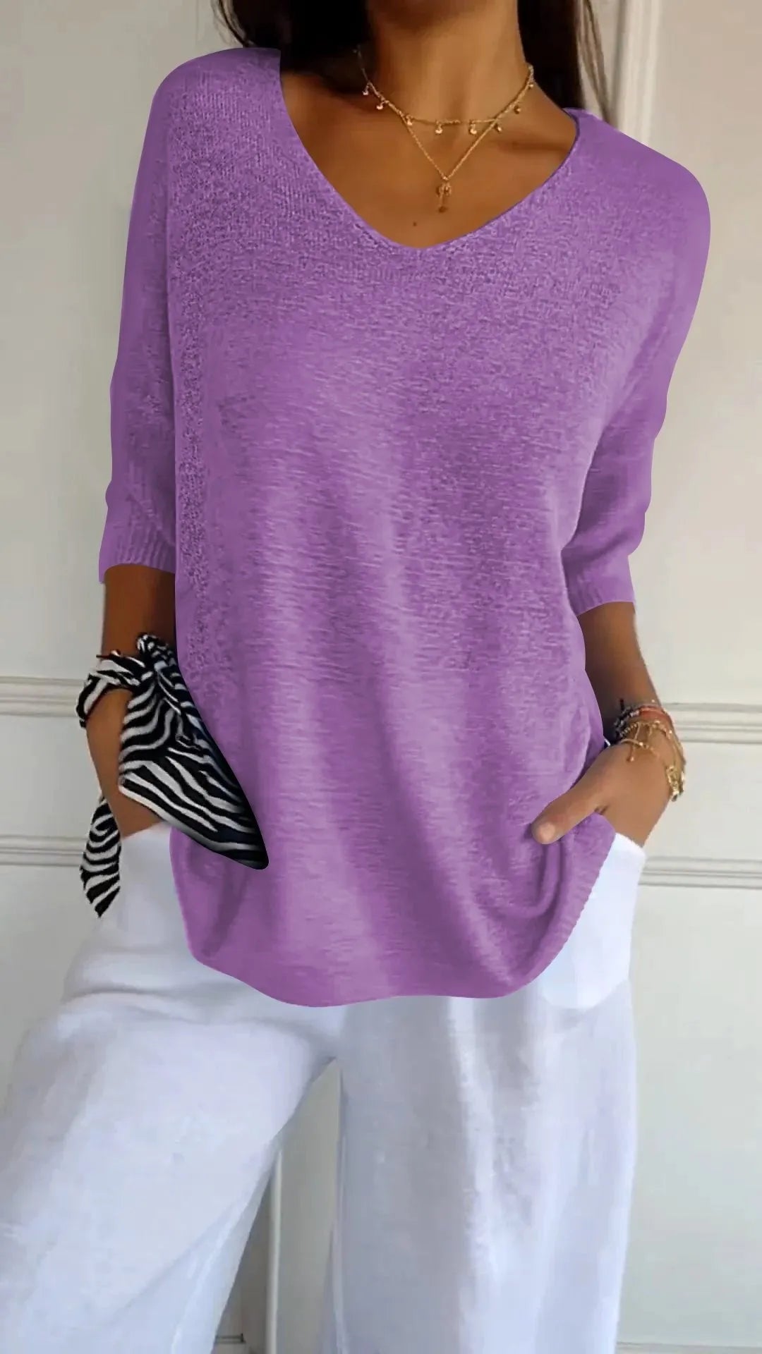 Kit 3 Blusas Luna® em Malha Leve – Decote V