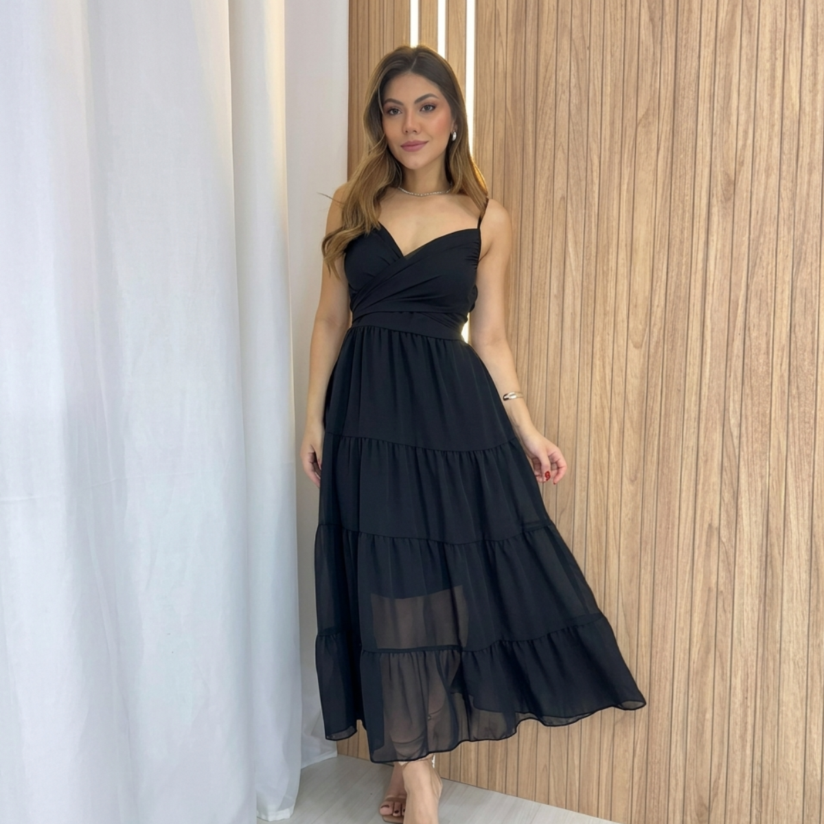 Vestido Midi Melissa: Compre 1 e Leve 2 [OFERTA DO DIA]