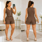 Conjunto Colete e Shorts em Alfaiataria
Conjunto Colete e Shorts
Conjunto Colete Alfaiataria
Conjunto Colete