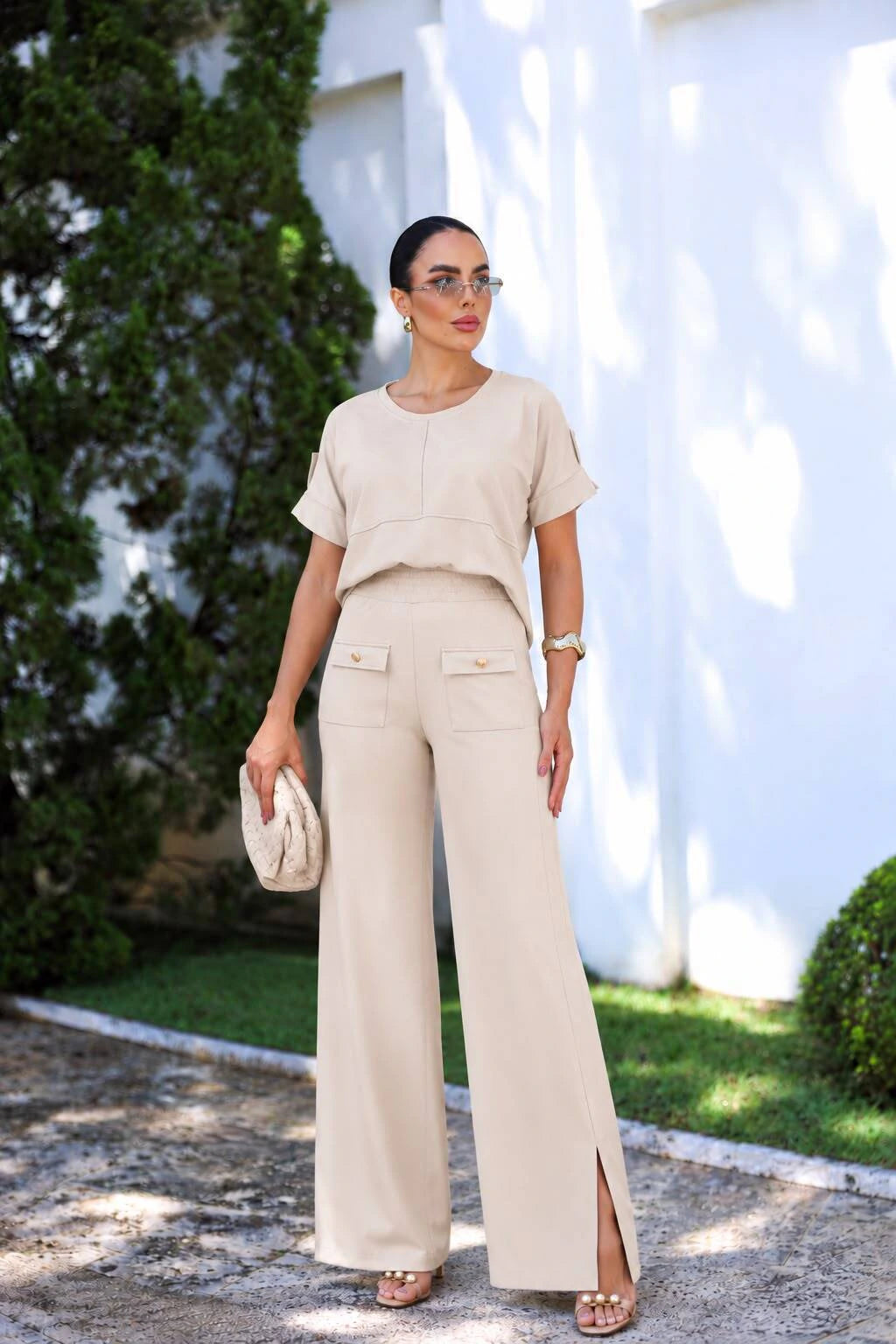 Conjunto Paloma
Conjunto Feminino Paloma em Moletinho Premium
Conjunto Feminino Paloma
